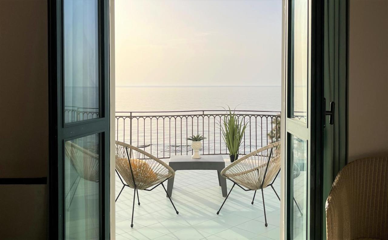L'Approdo Di Angelino Hotel Pizzolungo Bagian luar foto