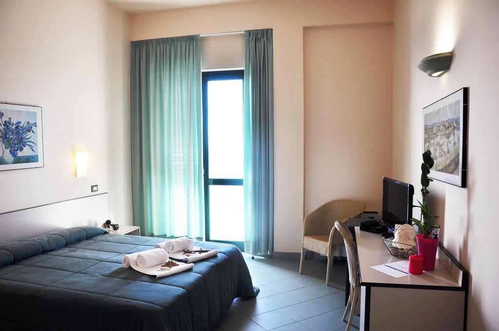 L'Approdo Di Angelino Hotel Pizzolungo Bagian luar foto
